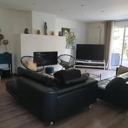 Villa Jo 2024